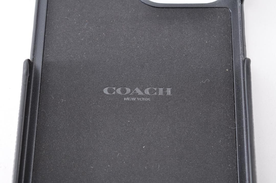 美品 COACH コーチ グレー 灰 ドットパターン iPhone15 16