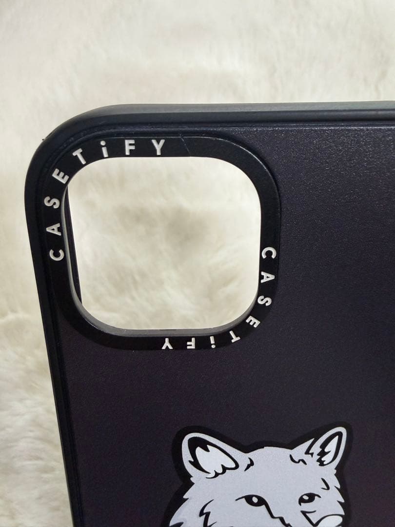 MAISON KITSUNÉ マグセーフ　iPhone15 ケースティファイ