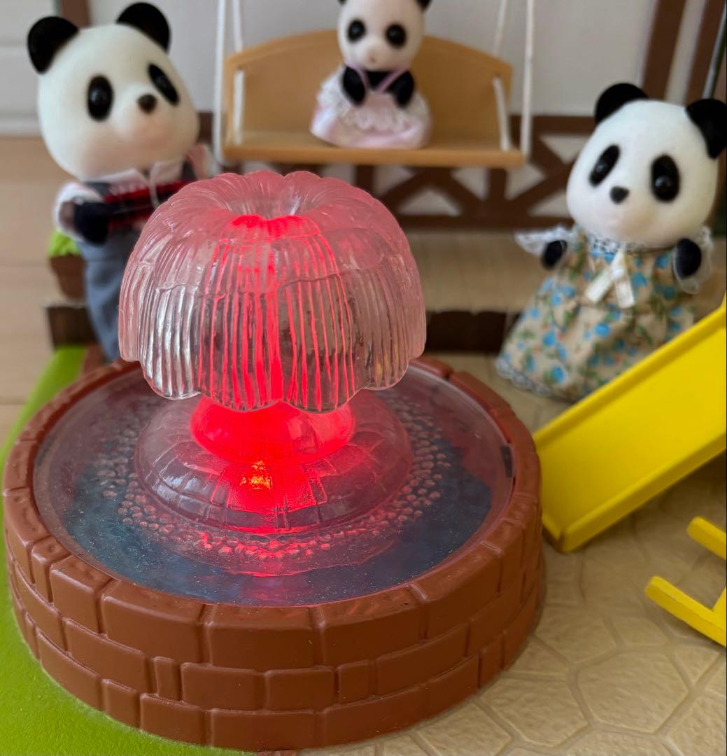 シルバニアファミリー　家　赤い屋根　人形　家具　おまとめ