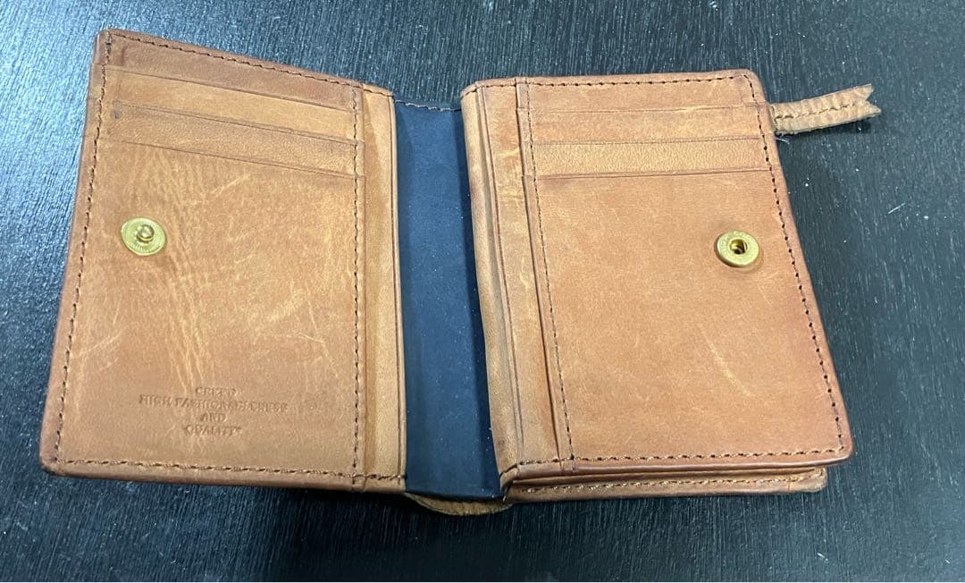 GREED［クリード] UDUK ミドルウォレット 2つ折り財布