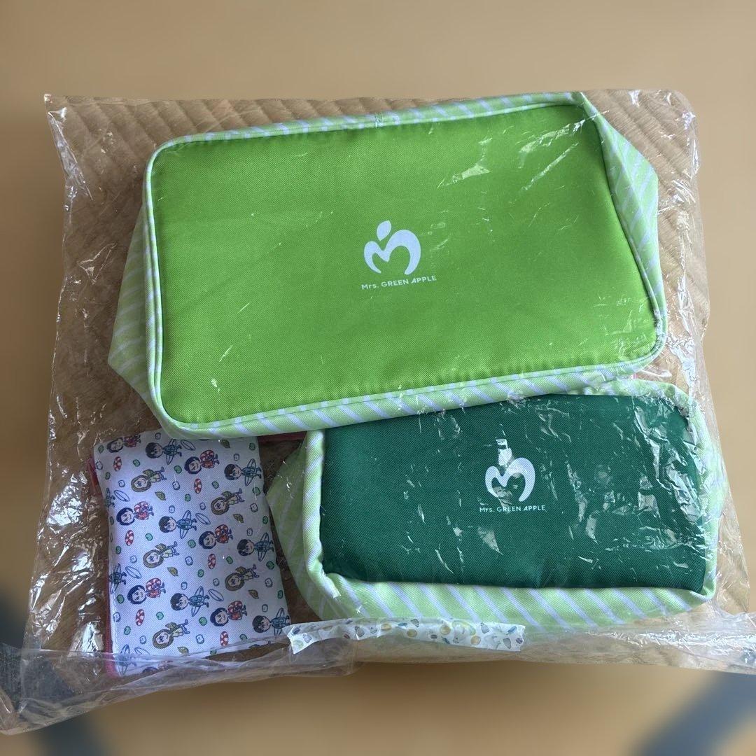 Mrs. GREEN APPLE ポーチセット