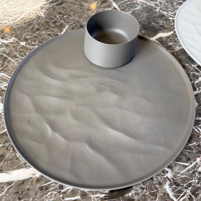 【ARAS】大皿ウェーブ27cm×ななめ小鉢 グレー・ホワイト 2枚セット