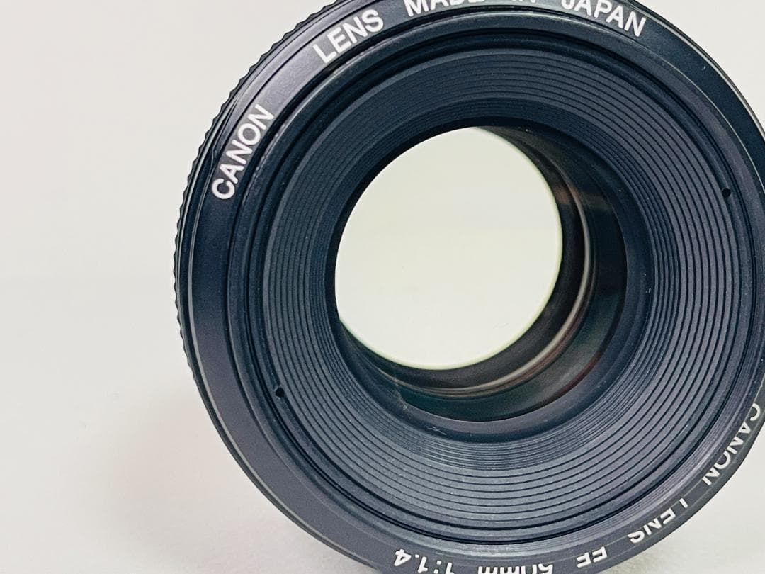 Canon EF 50mm F1.4 USM ✨単焦点レンズ キヤノン 一眼レフ