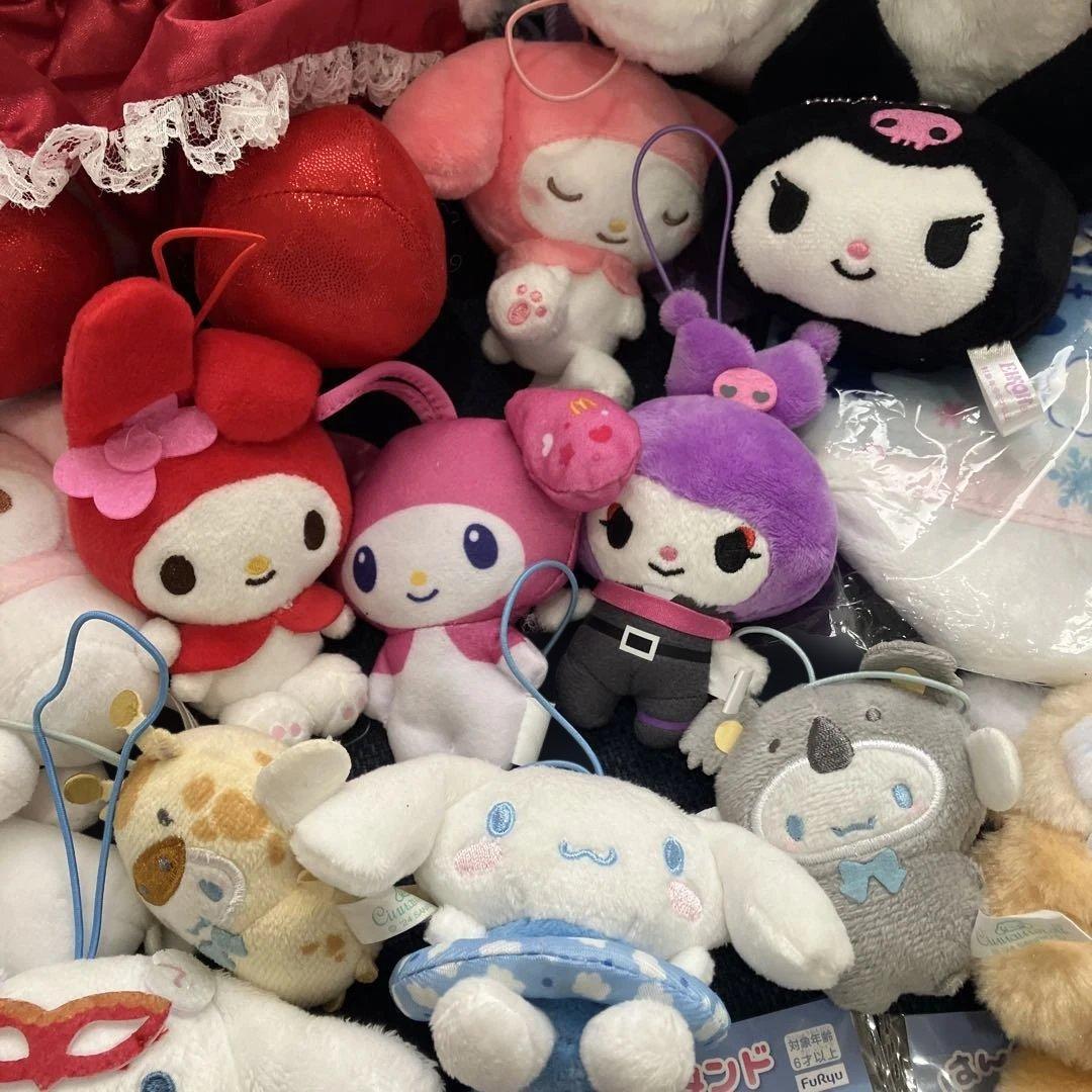 サンリオ　ぬいぐるみ　マスコット　バッグ　アクスタ　６８体　まとめ売り