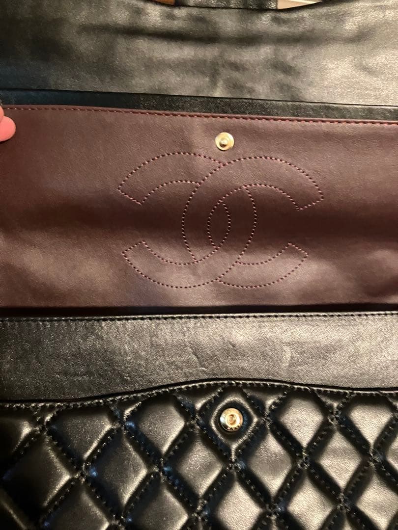 CHANEL ノベルティ　デカデカマトラッセ　ブラック　ゴールド　33