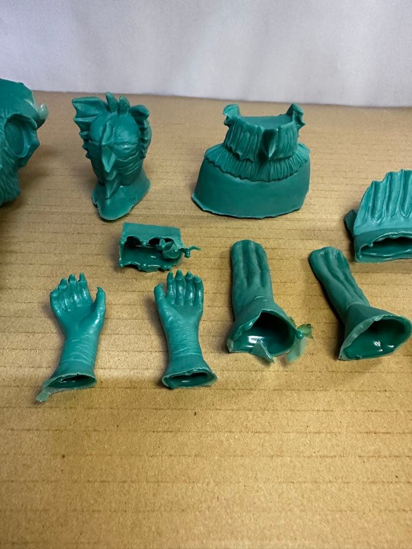 未使用　ウルトラQ ウエーブ　原型 田島信光 ラゴン　ソフビ　ガレージキット