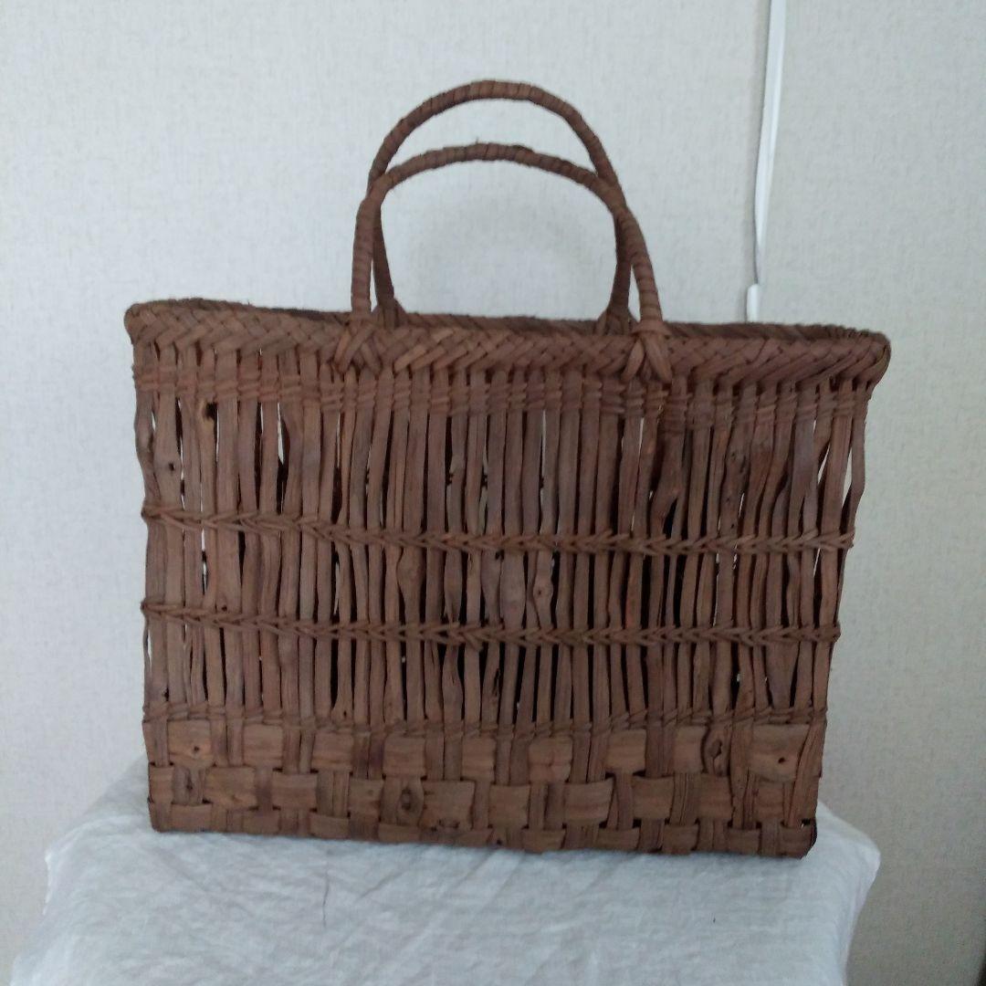 最終値引価格～3/25迄新品未使用「竹虎」 国産山葡萄手提げ籠バック