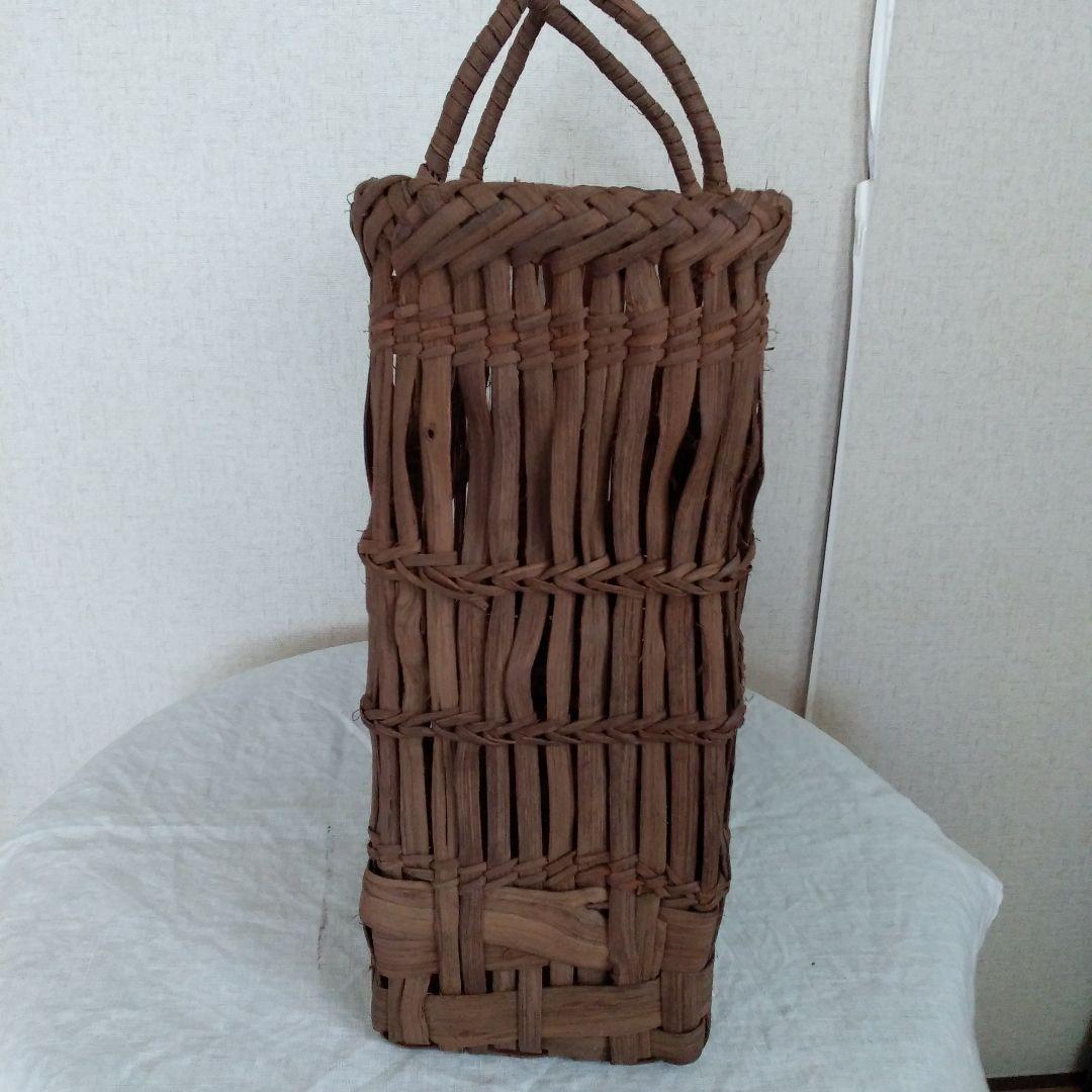 最終値引価格～3/25迄新品未使用「竹虎」 国産山葡萄手提げ籠バック