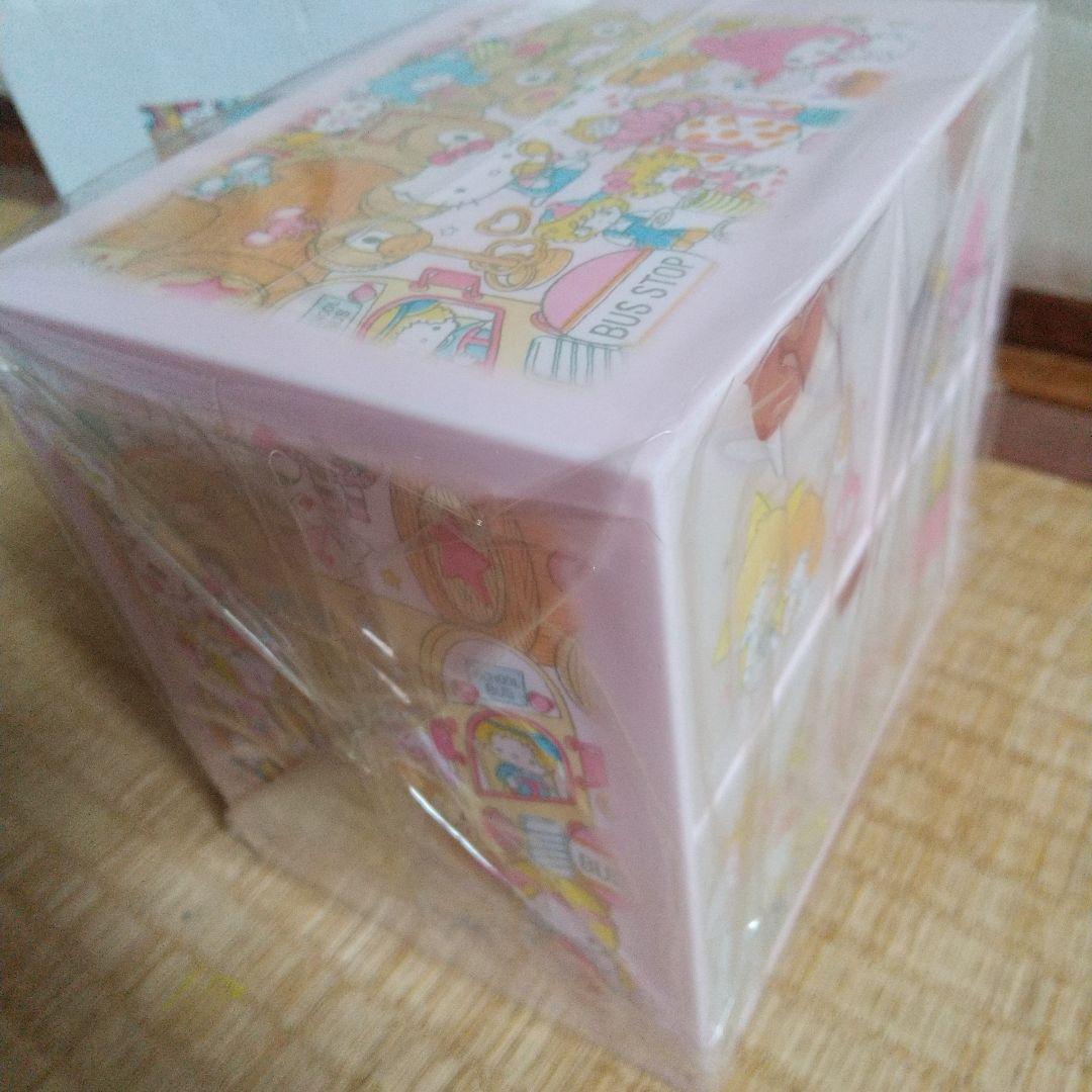 サンリオ ミニチェスト/プラスチック製チェスト：ラッピングペーパー・トモダチ