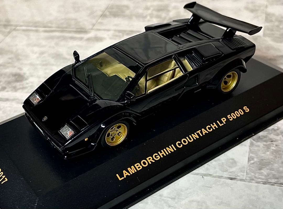 ランボルギーニ　カウンタック LP5000S 1/43 iXO イクソ