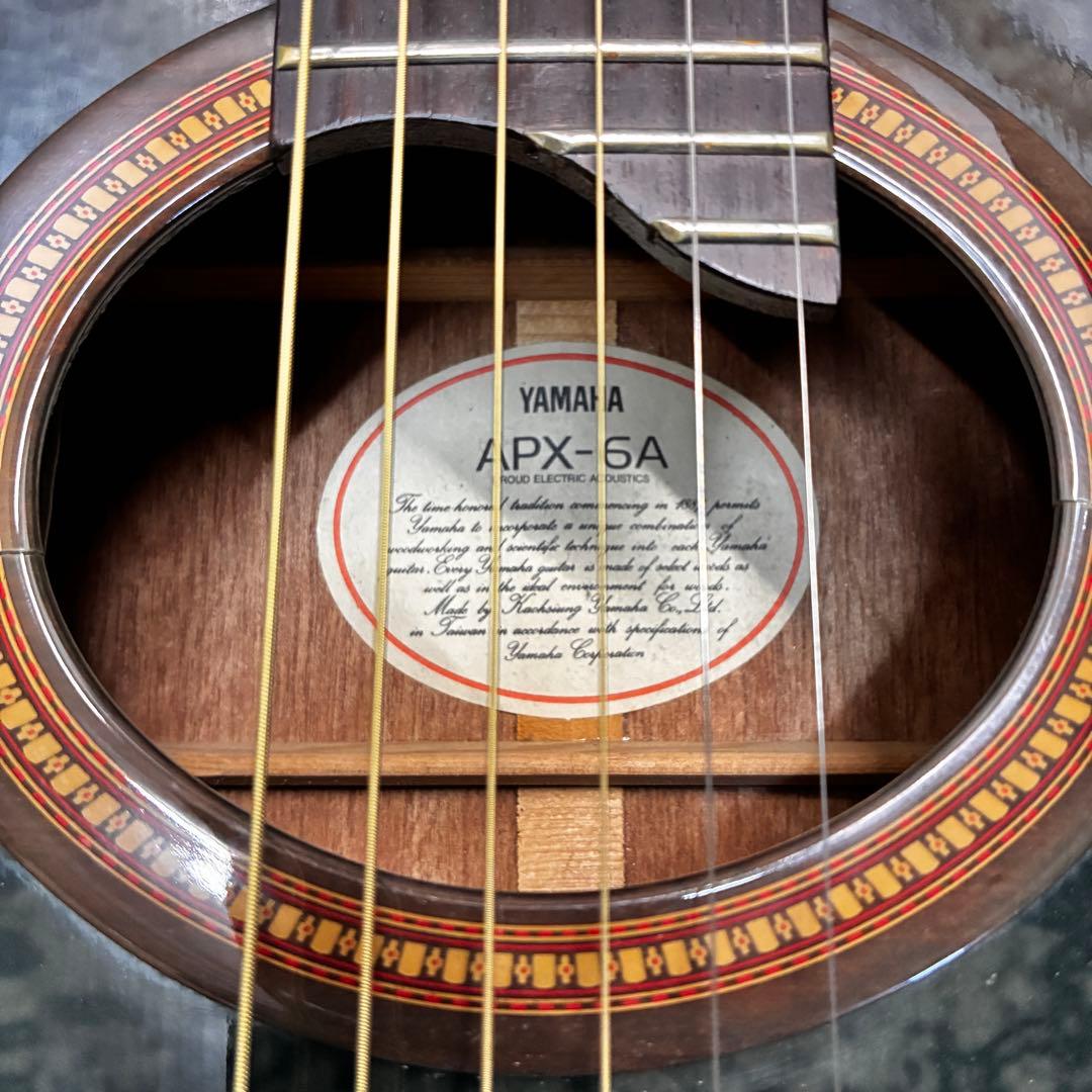 【美品】YAMAHA エレアコ APX-6A ハードケース付き グリーンバースト