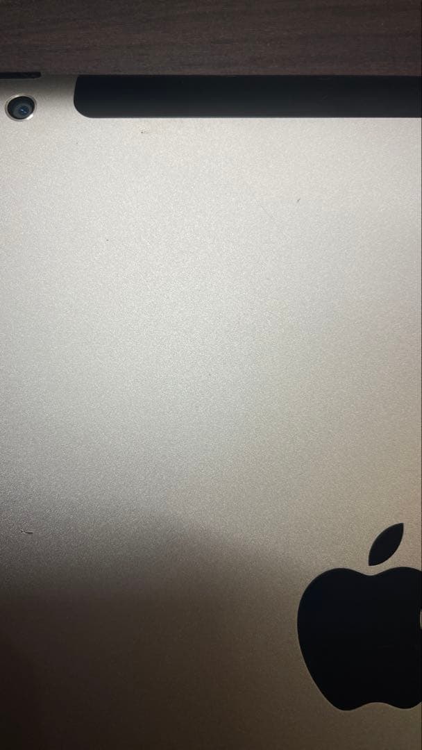 Apple iPad シルバー 4世代 (iPad 4th Gen)