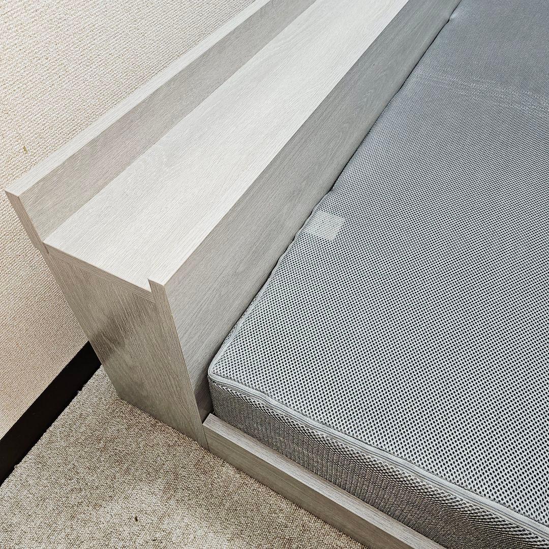 ダブルベッドフレーム ライトグレー 木製 東京23区全域送料無料