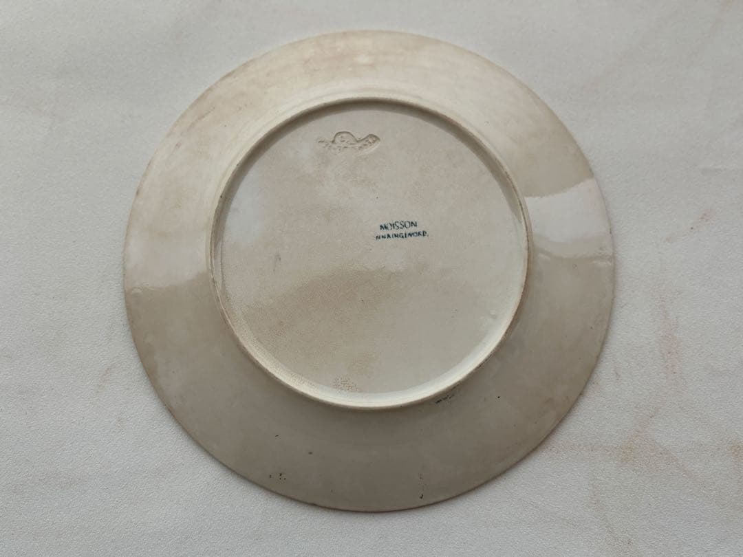 フランスアンティーク皿　古手皿　柔らかく枯れたプレート　サルグミンヌ