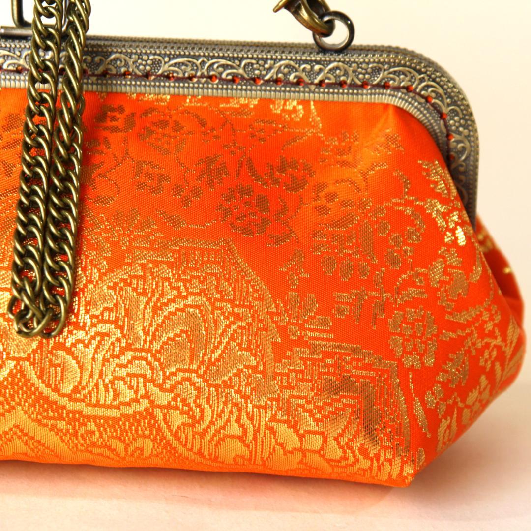 金箔帯をリメイクしたがま口バック/着物にも洋服にも合う/帯リメイクバッグ