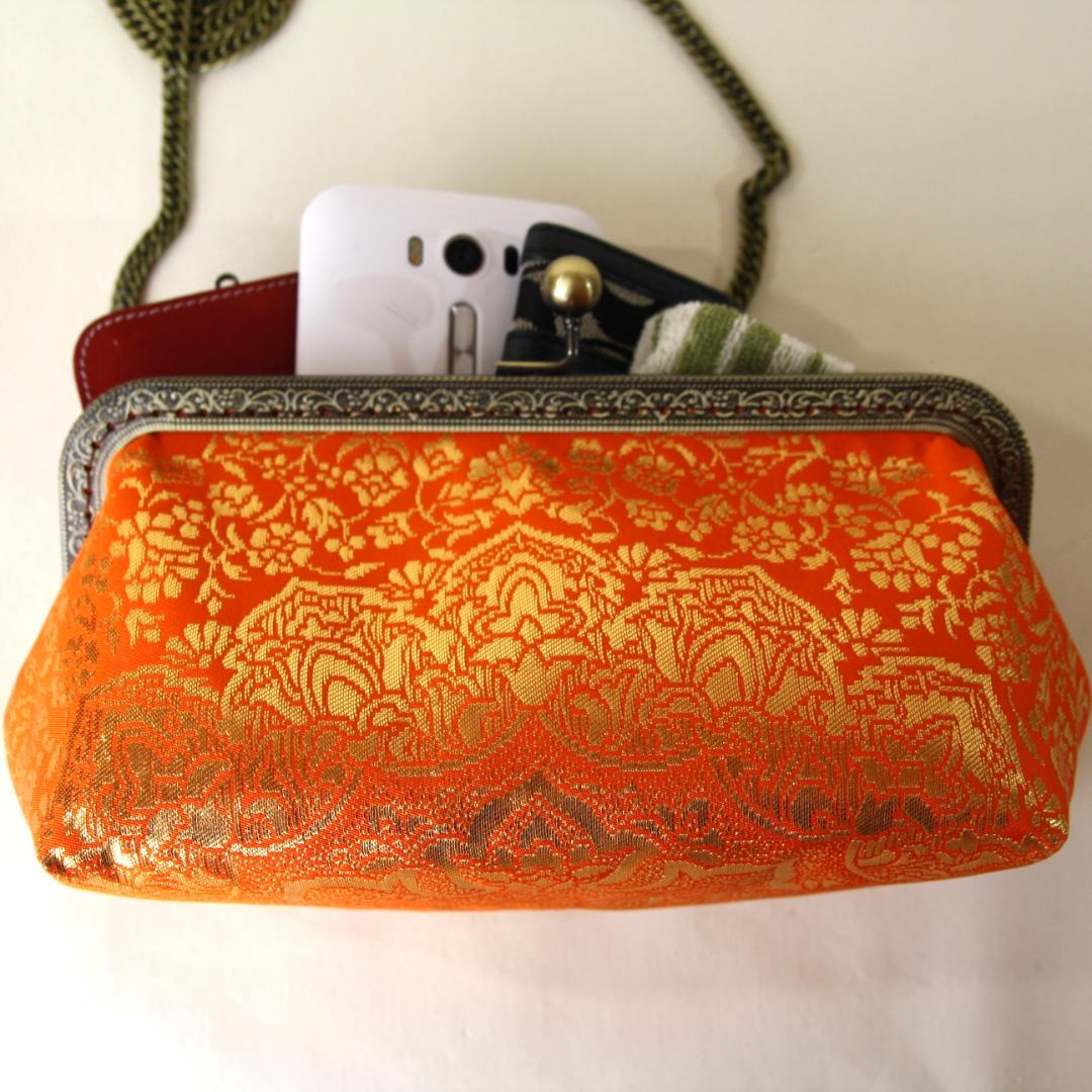 金箔帯をリメイクしたがま口バック/着物にも洋服にも合う/帯リメイクバッグ