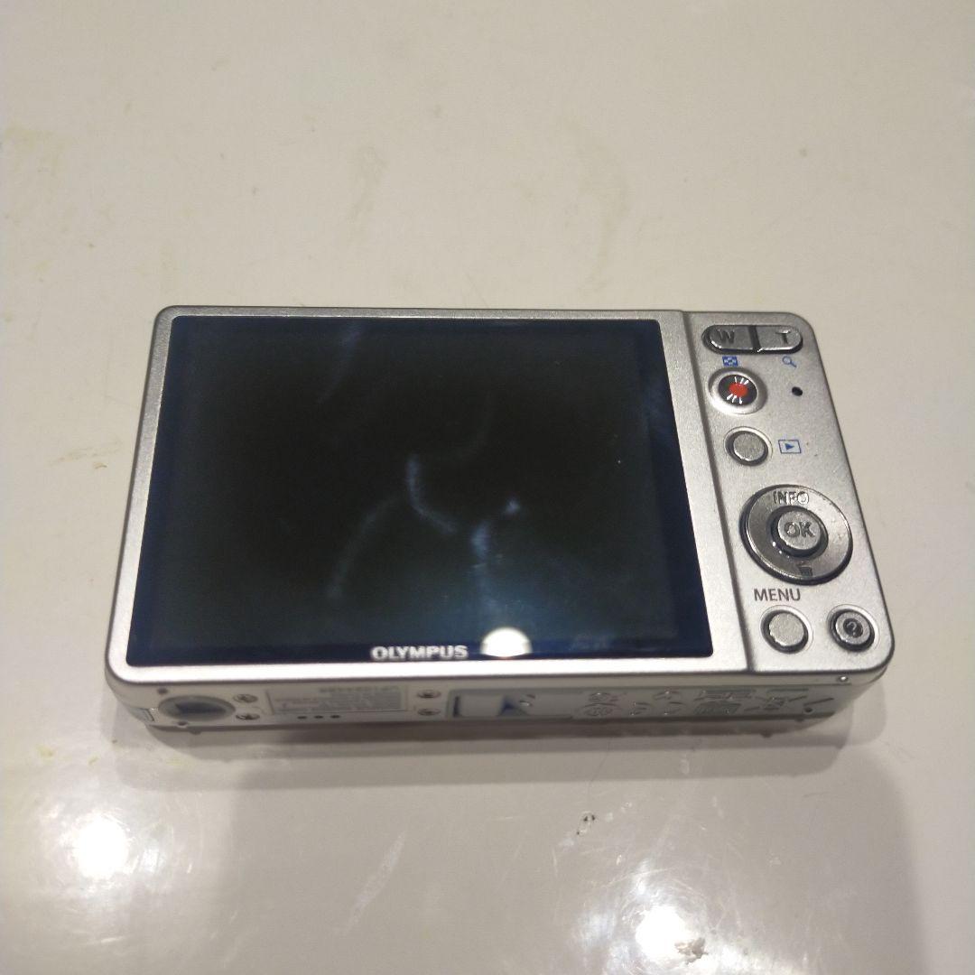 動作確認 充電器付 OLYMPUS VG-140 シルバー デジカメ HDムービ