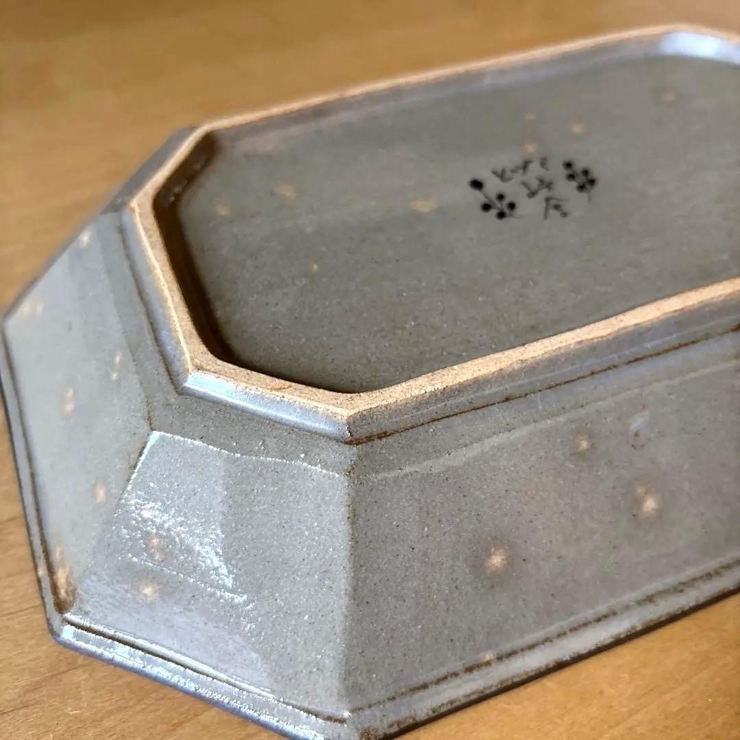 ヒヅミ峠舎　隅切角皿　プレート