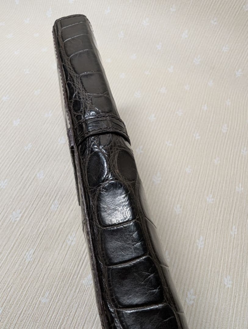 クロコダイル長財布 ブラウン かぶせタイプ