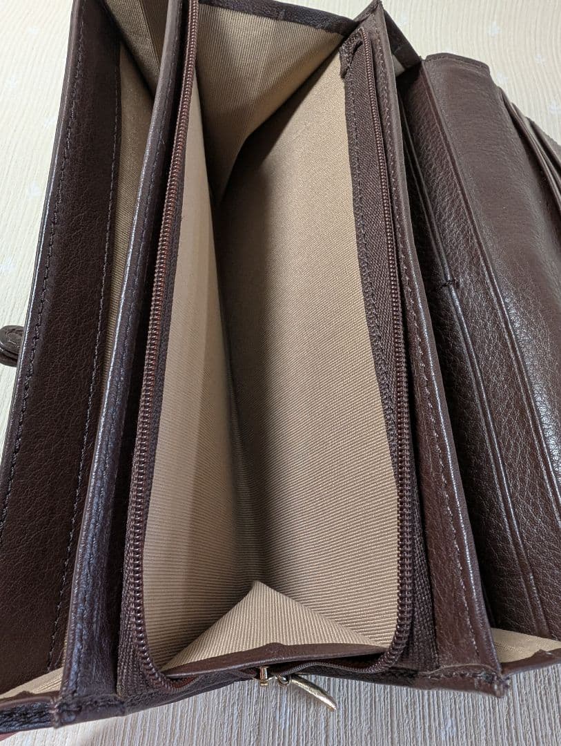 クロコダイル長財布 ブラウン かぶせタイプ