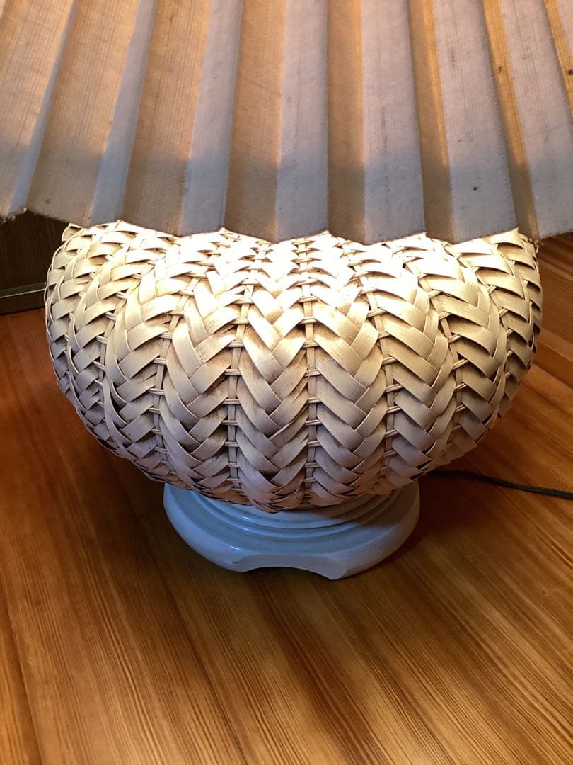 ラタン編み込みデザイン フロアスタンド　大型
