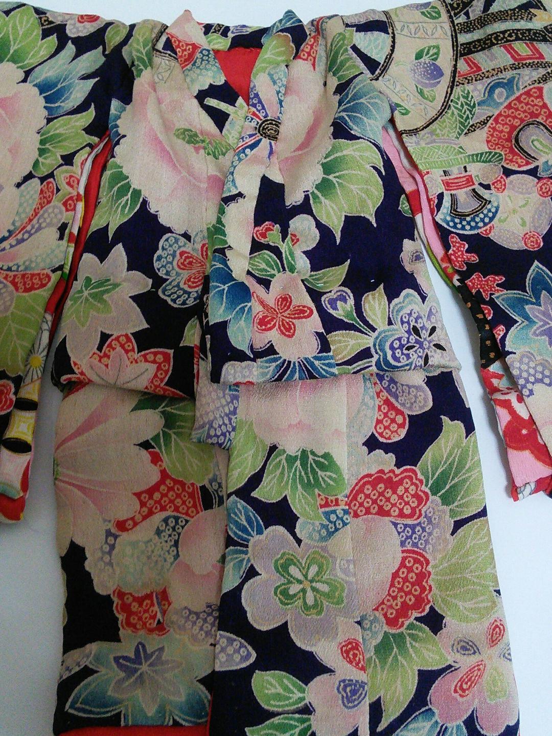 市松人形着物　古布手縫い3