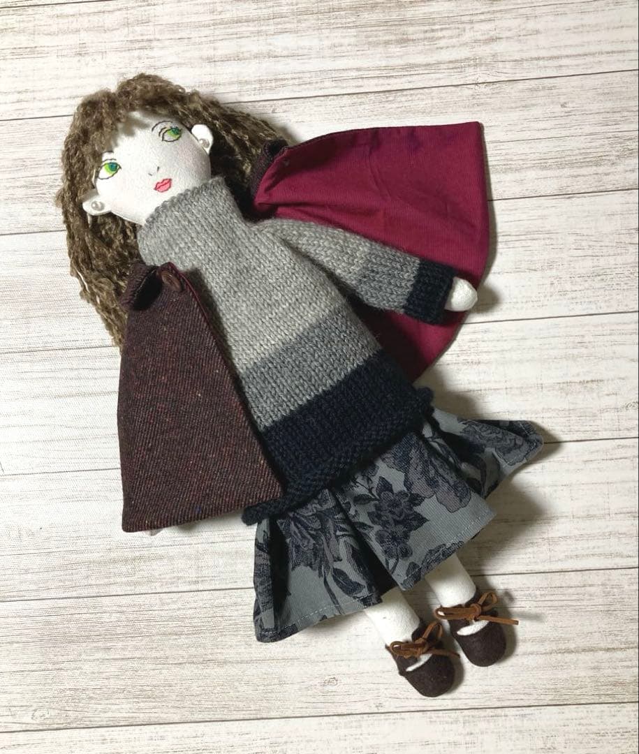 ハンドメイド着せ替え人形　ケープさん