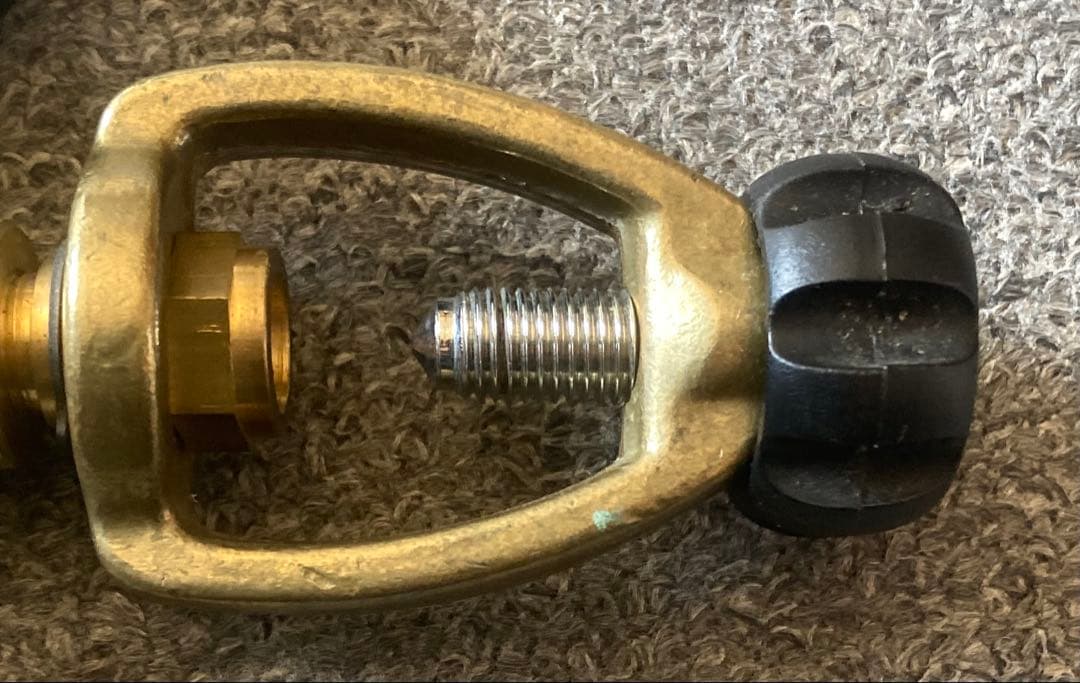 ジャンク品 ボンベアダプター