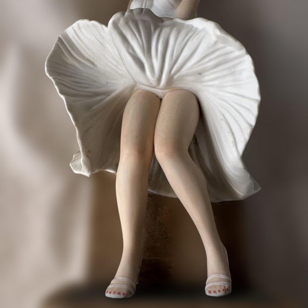 マリリンモンロー　七年目の浮気　バーボンウイスキーカラビン