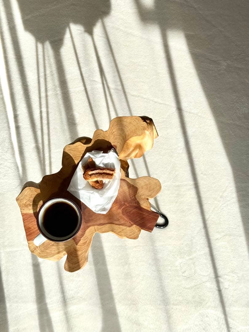 ミニ　コーヒーテーブル　サイドテーブル　天然木　一枚板(k008)一点もの