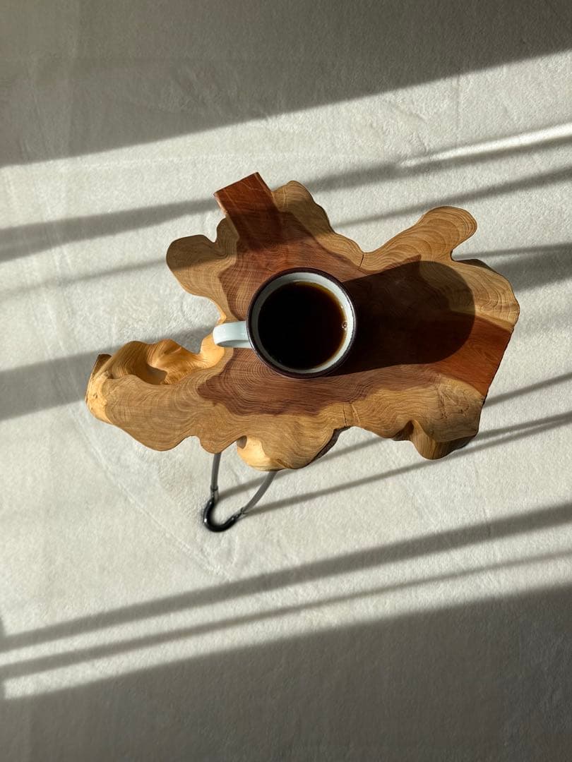 ミニ　コーヒーテーブル　サイドテーブル　天然木　一枚板(k008)一点もの