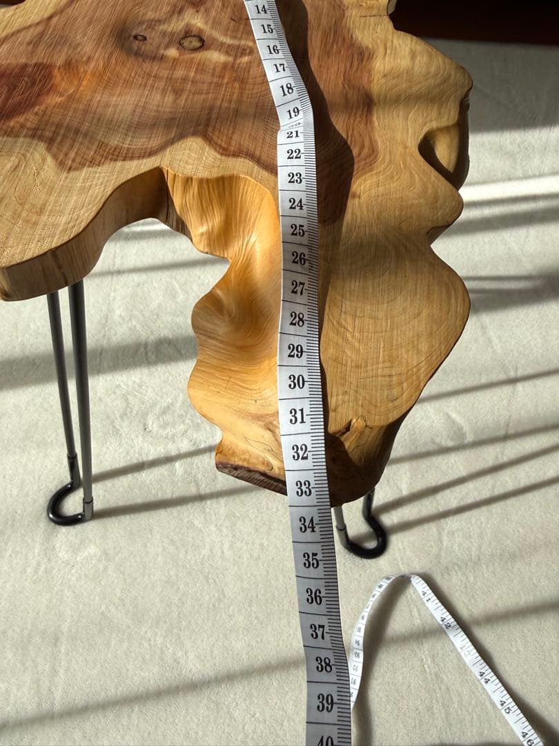 ミニ　コーヒーテーブル　サイドテーブル　天然木　一枚板(k008)一点もの