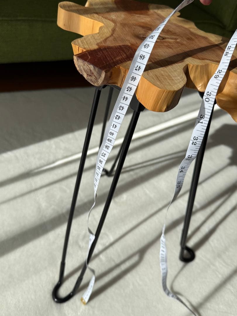 ミニ　コーヒーテーブル　サイドテーブル　天然木　一枚板(k008)一点もの