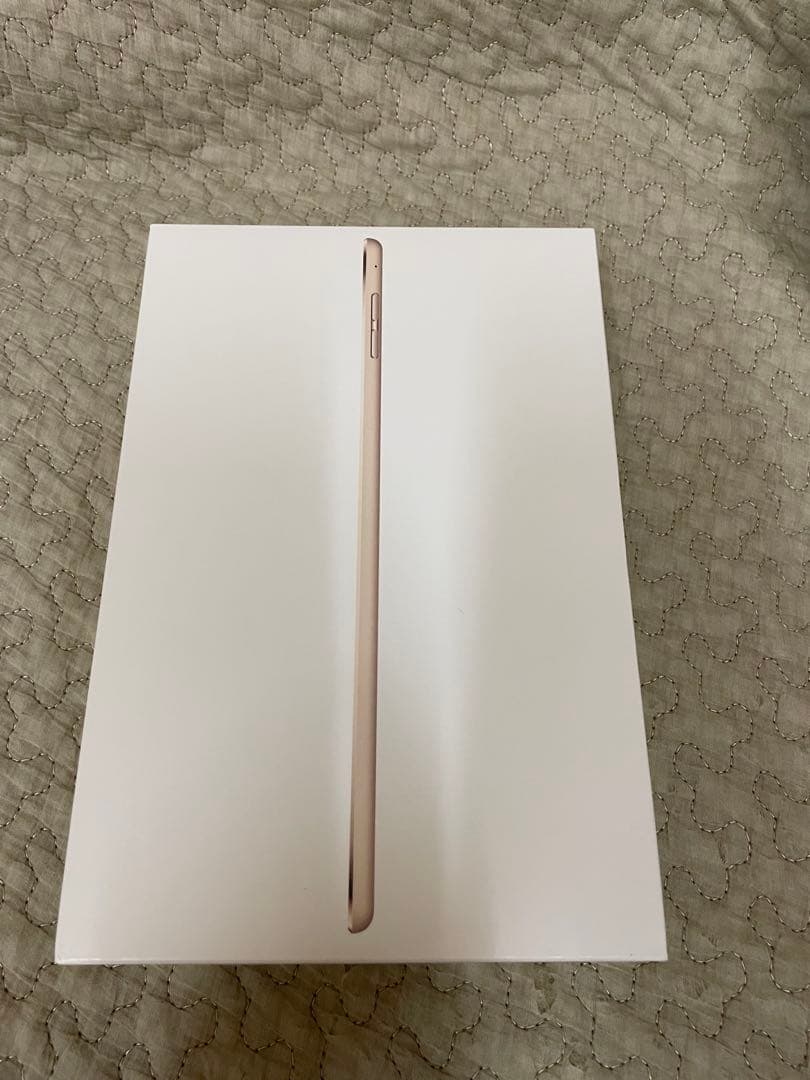iPad mini 4 Wi-Fi Cellular 32GBGold付属品付き