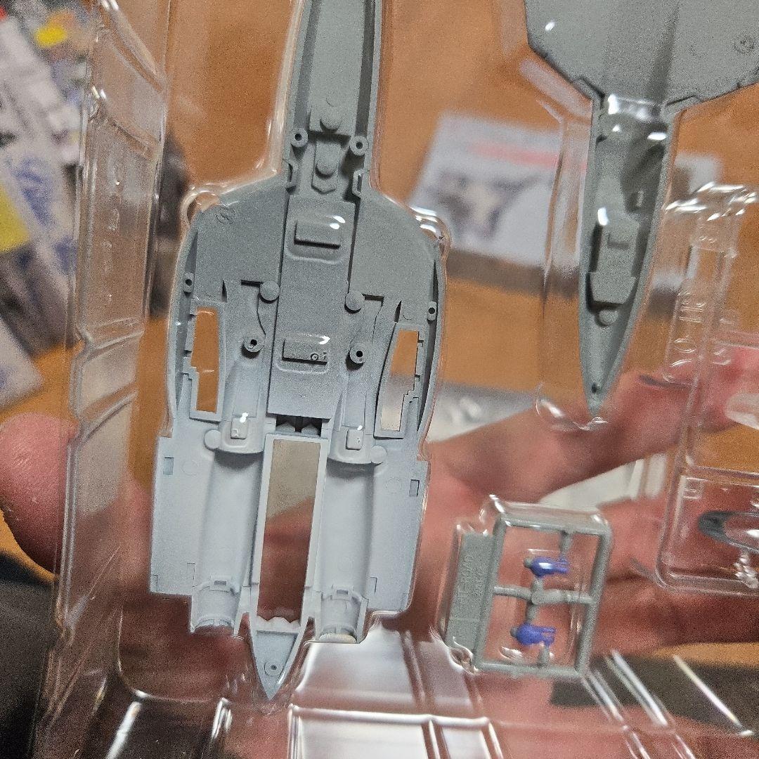 ピットロード　1/144 ロシア空軍 Su-57(塗装済みプラモデル)