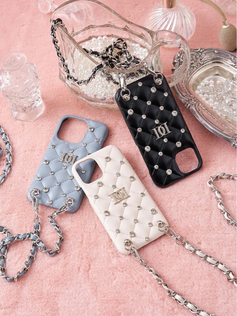 Darich キルティングビジュー iPhone14proケース　ホワイト