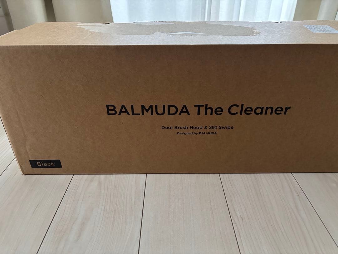 バルミューダ　掃除機　C01A ブラック　※バッテリーは壊れてます