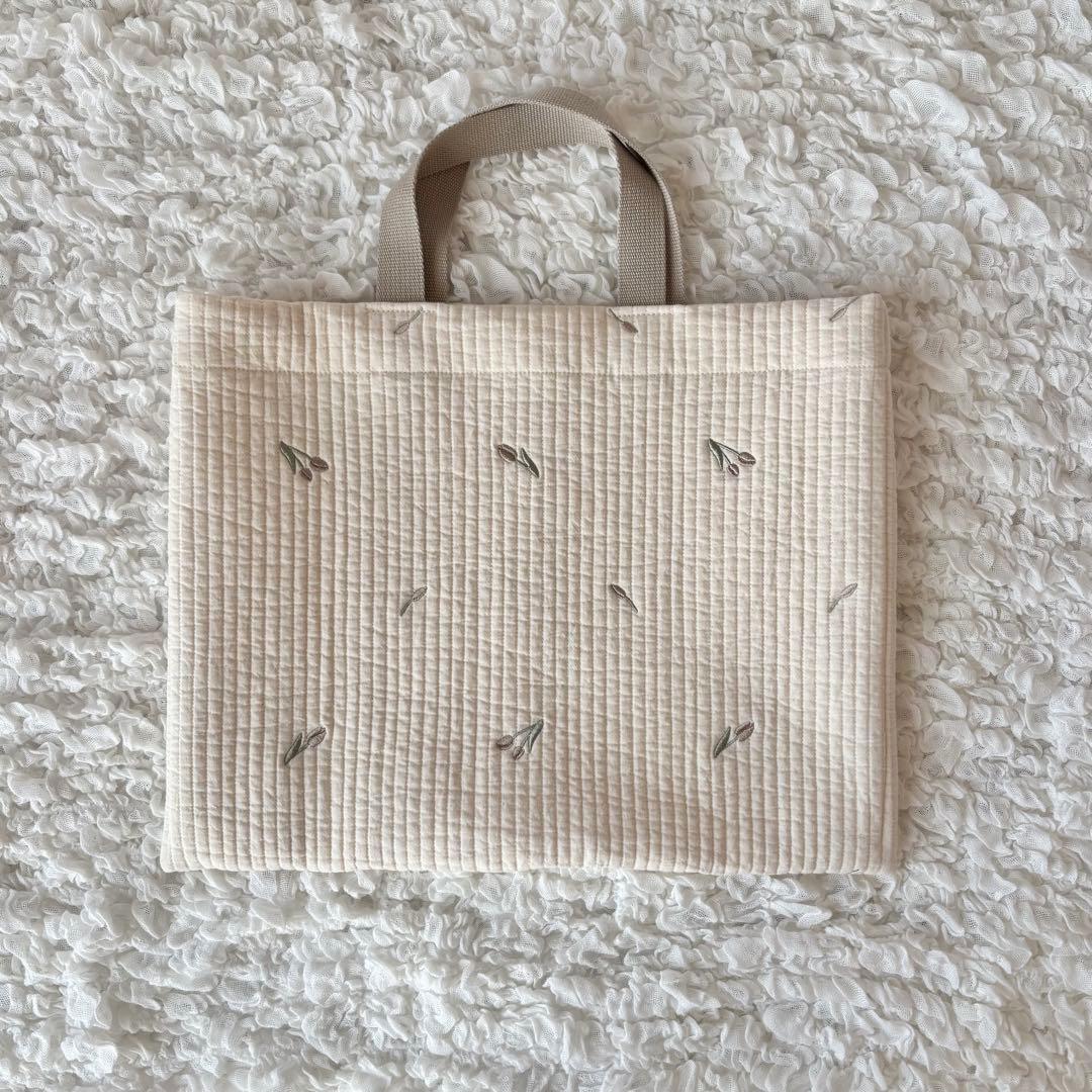 ヌビバッグ◎チューリップ刺繍　アイボリー　レッスンバッグ　シューズケース　入園