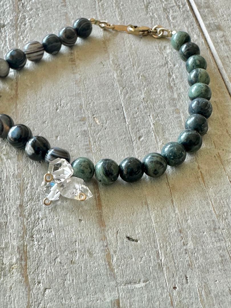 【大天使ミカエルの守護剣】ライバルを遠ざけ独り勝ち 強力ハーキマーダイヤモンド