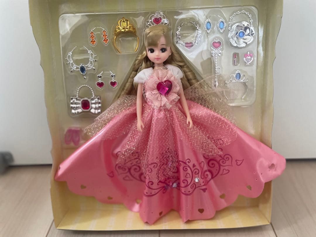 【激レア・廃盤品】リカちゃん ゆめみるお姫さま ピンクジュエリーリカちゃん