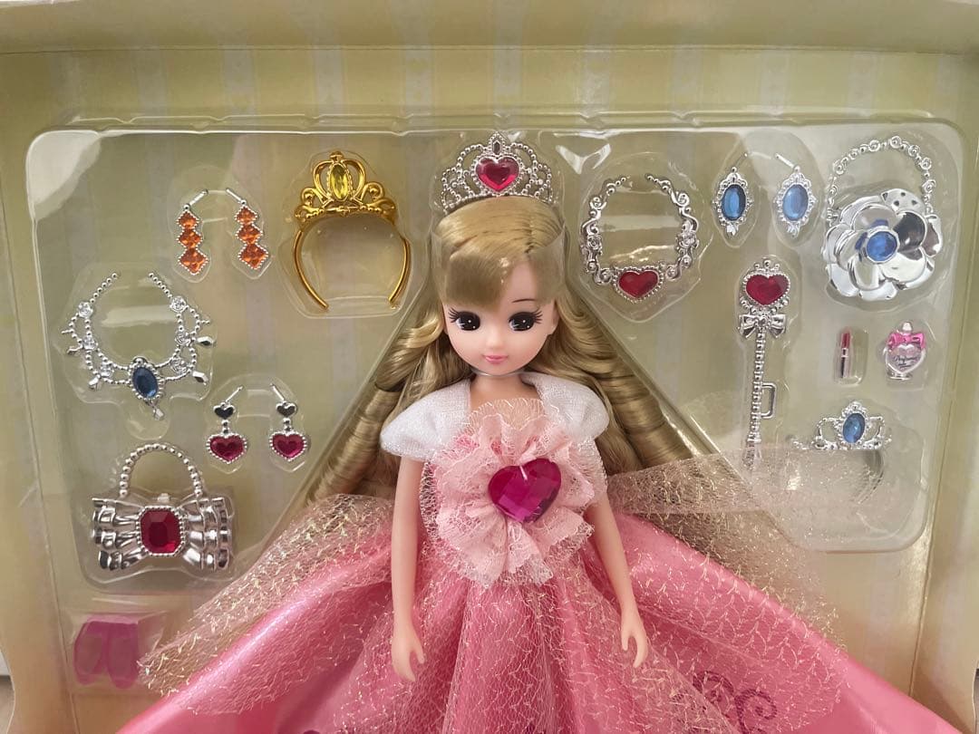 【激レア・廃盤品】リカちゃん ゆめみるお姫さま ピンクジュエリーリカちゃん