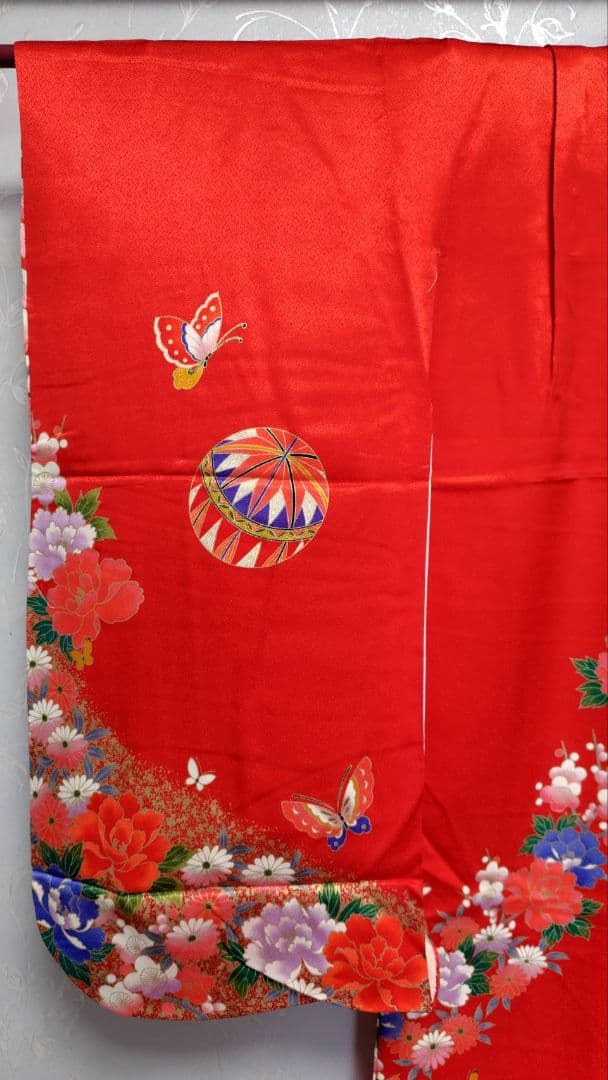 RK552子供着物着丈133センチ裄丈51センチ正絹めちゃくちゃ綺麗美品