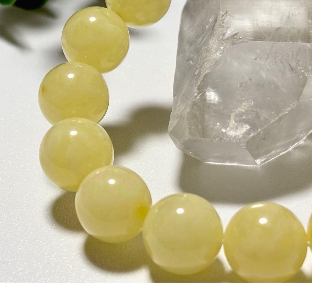 夢幻品質　宝石クオリティ　時空を超越した奇跡の宝石　幻の天然ロイヤルアンバー