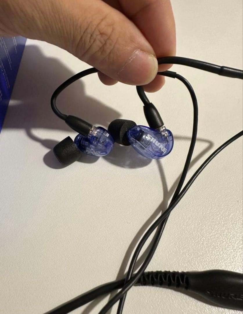 SHURE SE215 クリアパープルリケーブル可能イヤホン