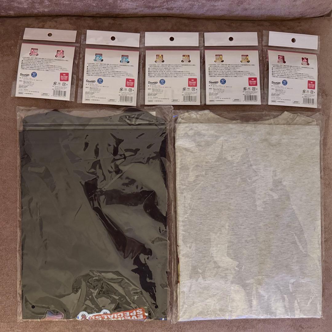 ちいかわ　サンリオ　Tシャツ　キーホルダー　セット