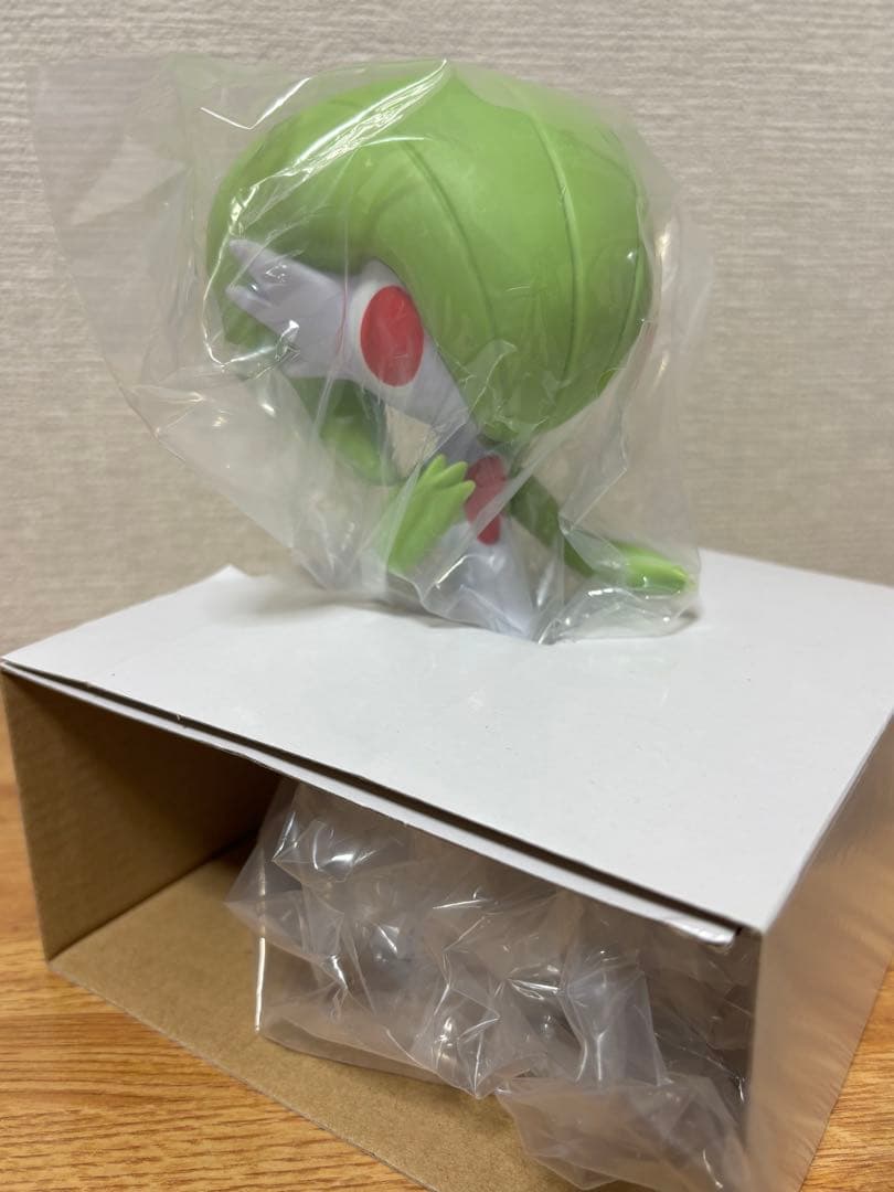 ポケモンセンター　pokemon time サーナイト　フィギュア