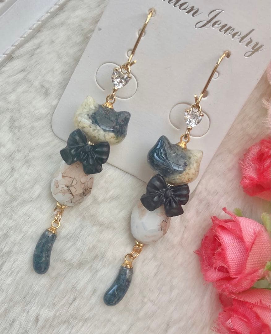 しっぽゆらゆら♡にゃんこピアス/イヤリング✩