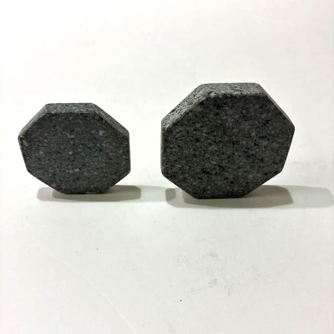 遠野の銘石　花崗斑岩　八角2種類