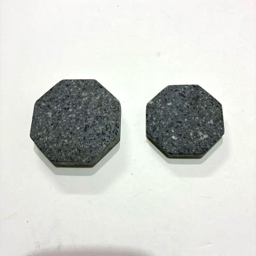 遠野の銘石　花崗斑岩　八角2種類