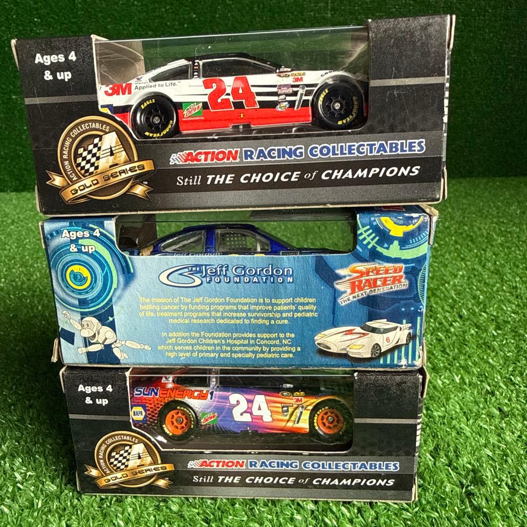 a230-9】ナスカー チェイス・エリオット/ジェフ・ゴードン #24 計3台
